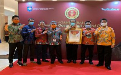 Pemkab Kubu Raya mendapat penghargaan “Kabupaten Sangat Inovatif”